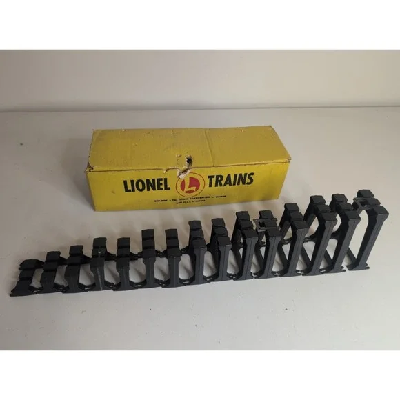 Vtg Lionel Trains O Gauge 110 Trestle Set Of 15 Bridge Supports Black W/ Box USA