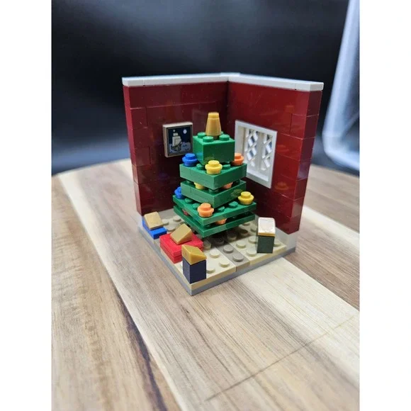 Lego Limited Edition‎ Christmas Tree Set 2011 ~Retired