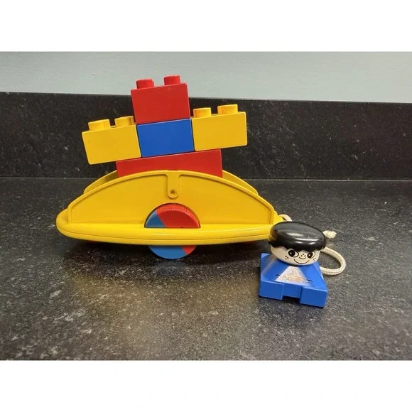 Vintage LEGO DUPLO‎ 2056 Rock n Rattle Pull Toy Boat w Figure Interlego Sweden