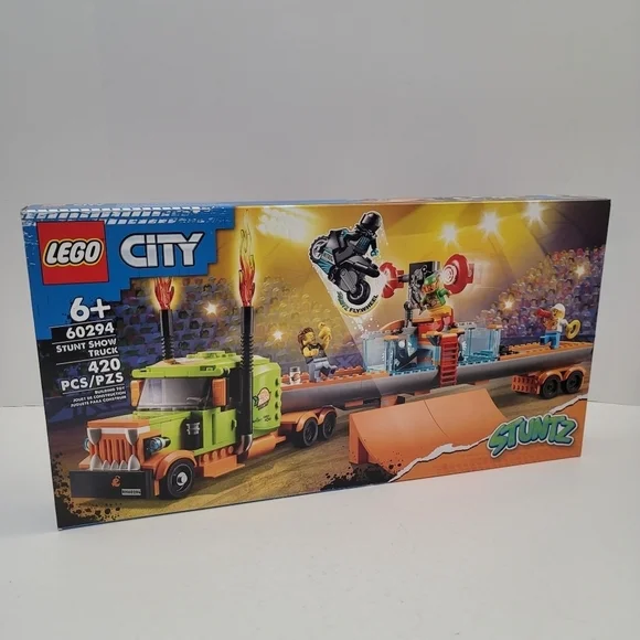 LEGO City 60294 Stunt Show Truck Building Set 420 Pcs New!