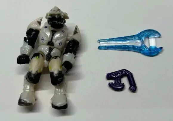 Halo Mega Bloks Construx Covenant Elite White Wraith Combat Elite Figure