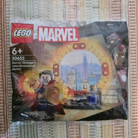 LEGO Mini Polybag Doctor Strang's Interdimensional Portal Set-Marvel 30652