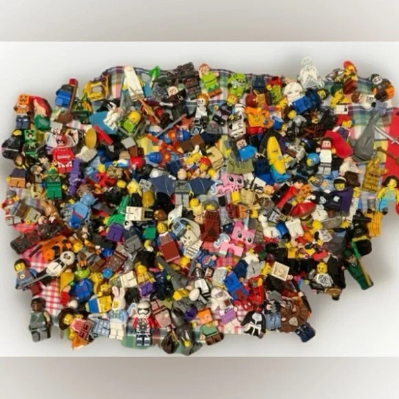 HUGE LOT OF LEGO MINI FIGURES Star Wars Lego Movie Marvel Minecraft Banana‎ man