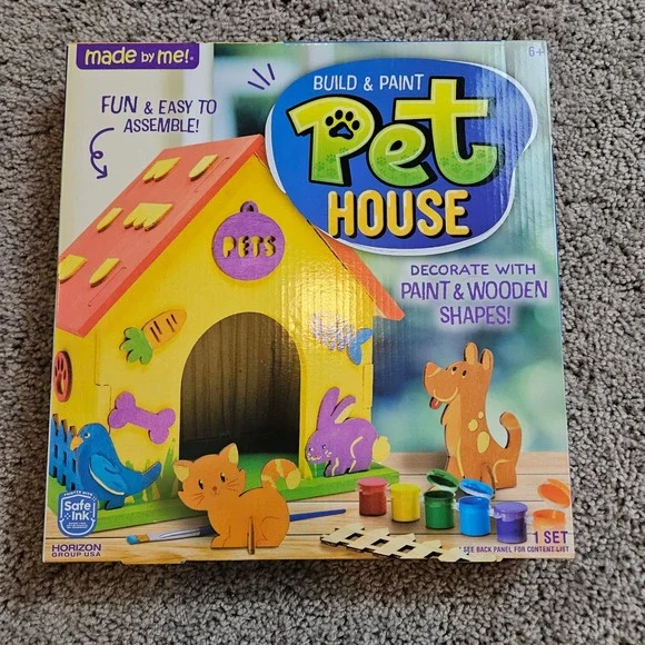 Made By Me Build Paint Pet House Craft Kit Wooden Shapes Paint‎ Brushes Glue NEW