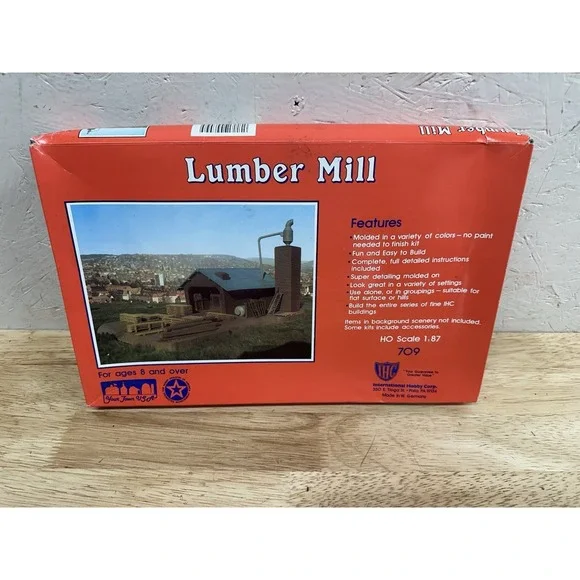 IHC LUMBER MILL HO SCALE # 709 LUMBER MILL