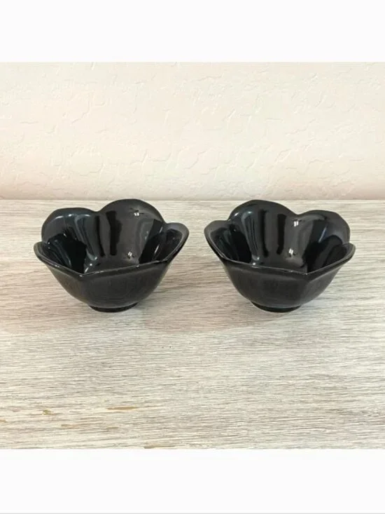 Pier 1 Dishes Bowls Set of 2 Black Flower Shape Ceramic Porcelain