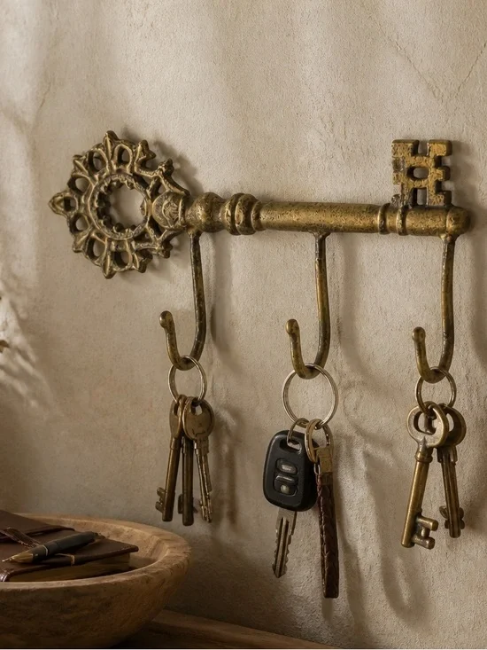 Vintage Cast Iron Pier 1 Key Wall Hook Rack - Key Holder