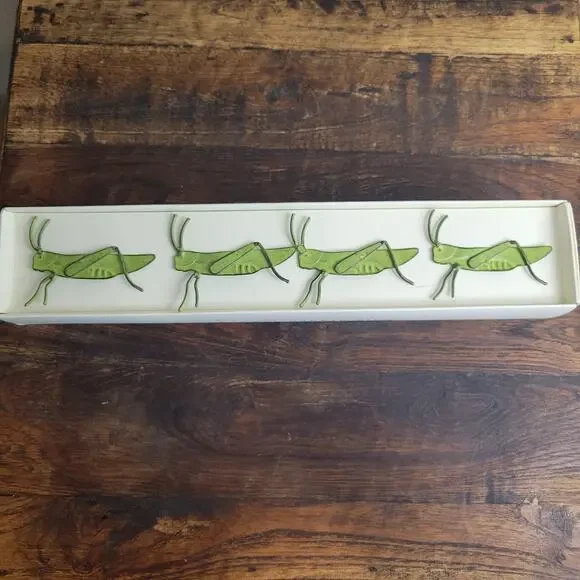 Pier 1 Imports Grasshopper Napkin Rings Set of 4 Metal Green Vintage Decor Box