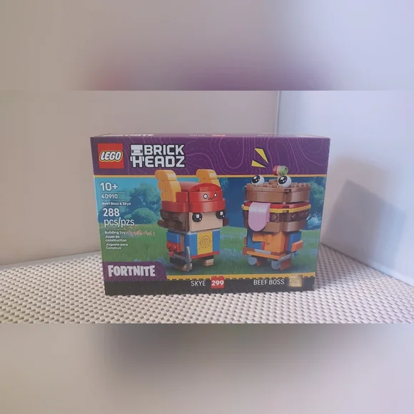 Lego 40910 Beef Boss & Skye Fortnite Brick Headz NWT Building Toy Set #299, #300