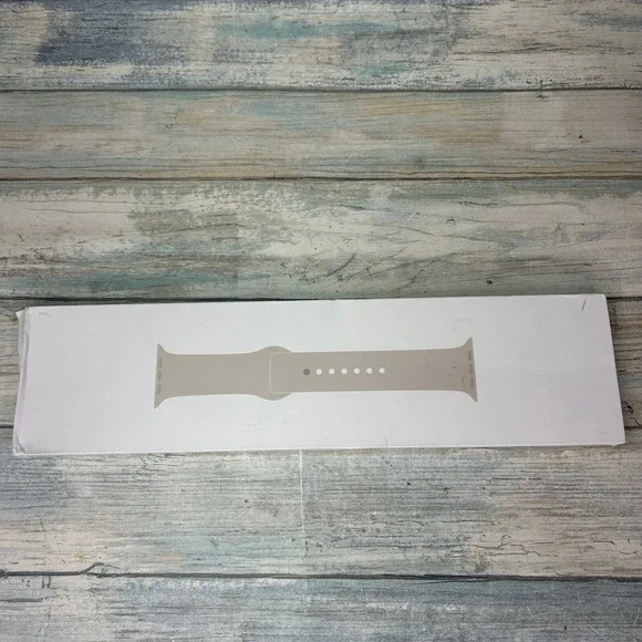 Apple Watch 41mm Starlight Sport Band