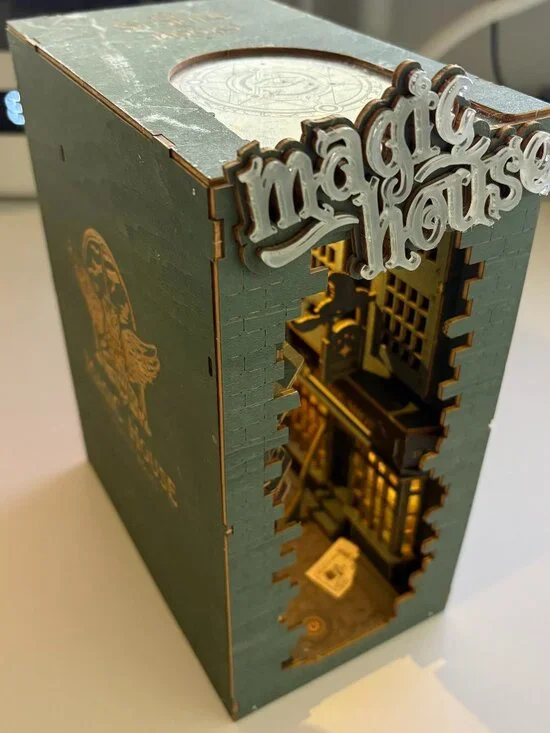 Robotime-Rolife Magic House Book Nook TGB03 DIY Miniature House Wooden Puzzle