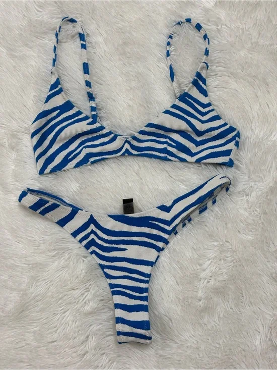 triangl swimwear Blue and White Striped Bikini Top
