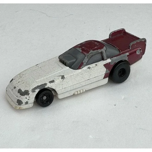 Hot Wheels 1999 McDonalds‎ Happy Meal Funny Car Dragster White Maroon SV 01
