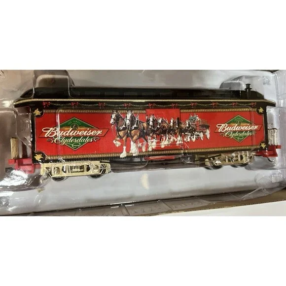 Hawthorne Village Budweiser Clydesdale Freight Train + track + box