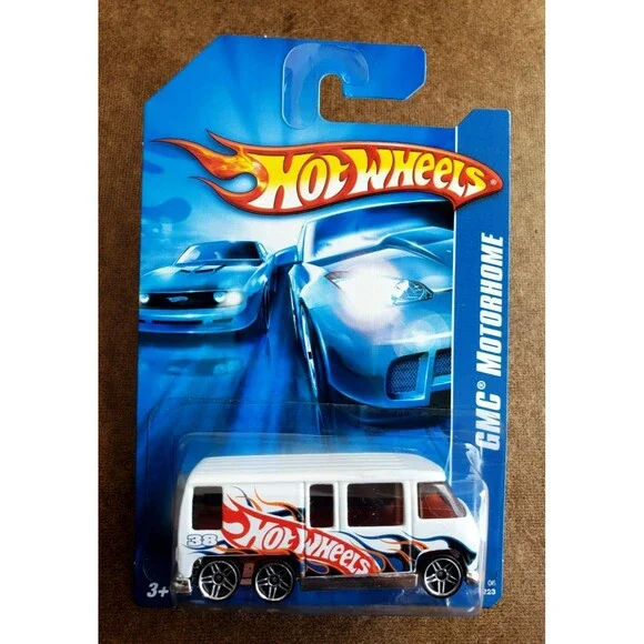 2006 Hot Wheels GMC MOTORHOME White MAINLINE SERIES #208 1:64 PR5 RIMS VARIATION
