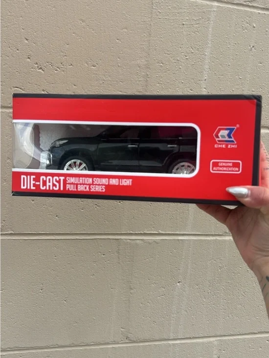 Black Die-Cast SUV Model with Sound & Light