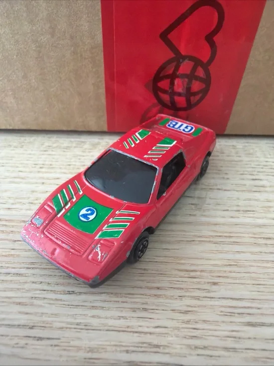 Yatming Ferrari 328 GTB Red #802 1/64 Scale Diecast 328 GTB