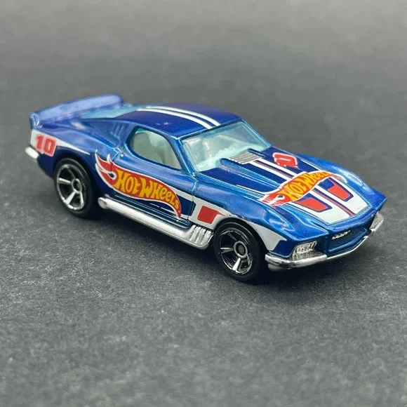 Hot Wheels Blvd Bruiser Race Racing‎ Team Car Blue Diecast 1/64 Scale Loose
