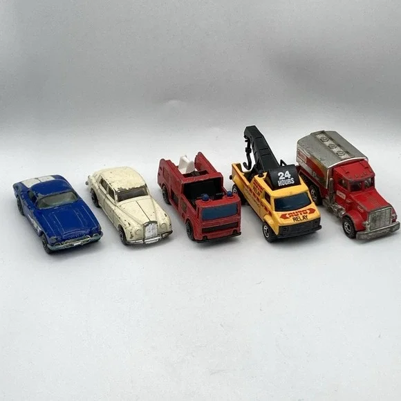 Vtg Matchbox & Die-Cast Vehicle – 1980s Era Rolls Royce Corvette Wrecker Lot #2