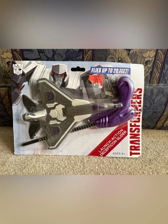 Hasbro Transformers Launch-Action Decepticon Glider - Purple & Gray