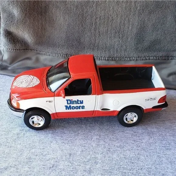 Vintage Die Cast Metal Dinty Moore 1997 Ford F-Series Truck