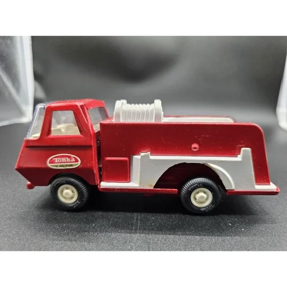 Vintage 1970's Tonka Fire‎ Truck Emergency Pumper Red Pressed Steel - No Ladders