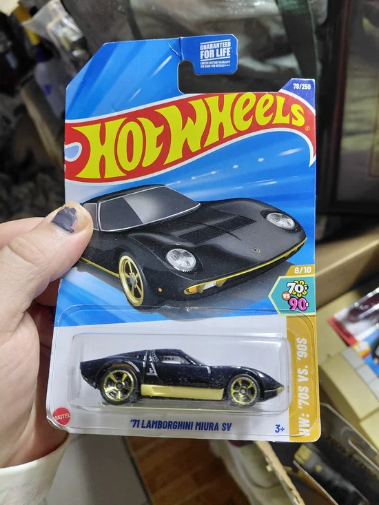 the Hot Wheels '71 Lamborghini Miura SV (amazon.com) from the 
