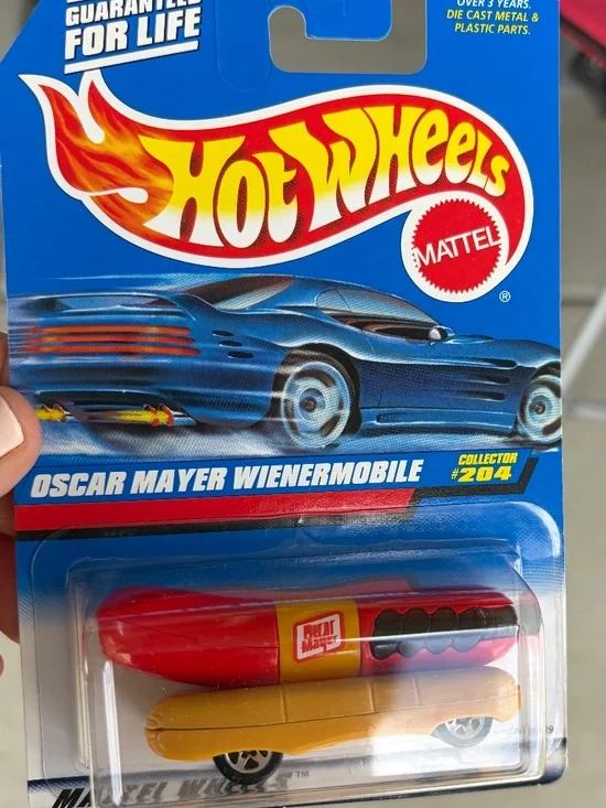 Hot Wheels Oscar Mayer Wienermobile #204 – Vintage Mattel Die-Cast – New Sealed
