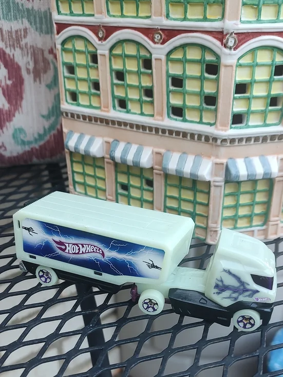 2012 Hot Wheels/Transfer 🚛🚒