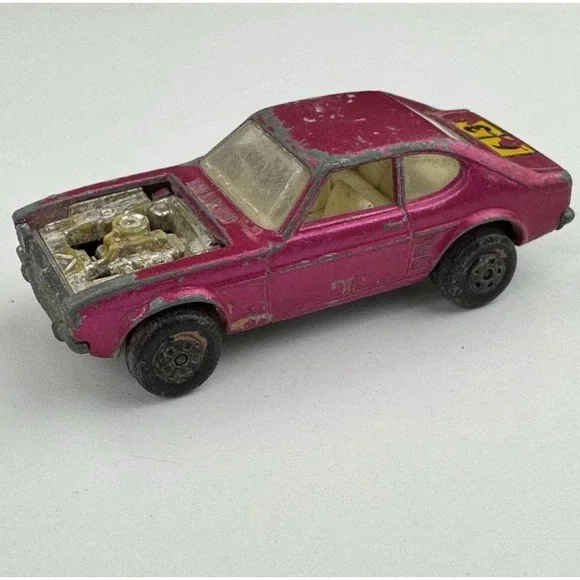 Matchbox Superfast No 54 Ford Capri 1970 Lesney England Magenta Pink Diecast Car