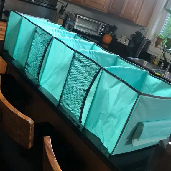 Closet organization hanging directly on the rod