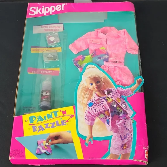 Barbie. Skipper Paint 'N Dazzle Outfit.