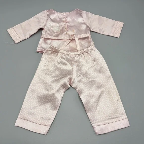 American Girl Ruthie's Satin Pajamas Set Retired AMERICAN GIRL RUTHIE READ
