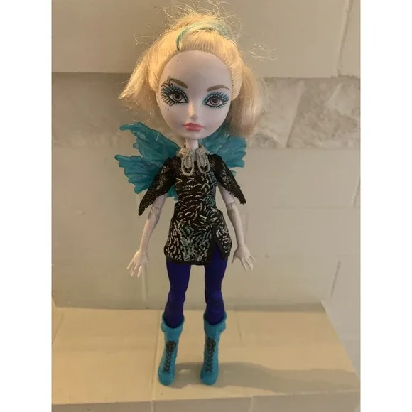 2013 Mattel Ever After High Doll Faybelle Thorn First Chapter, NOT COMPLETE