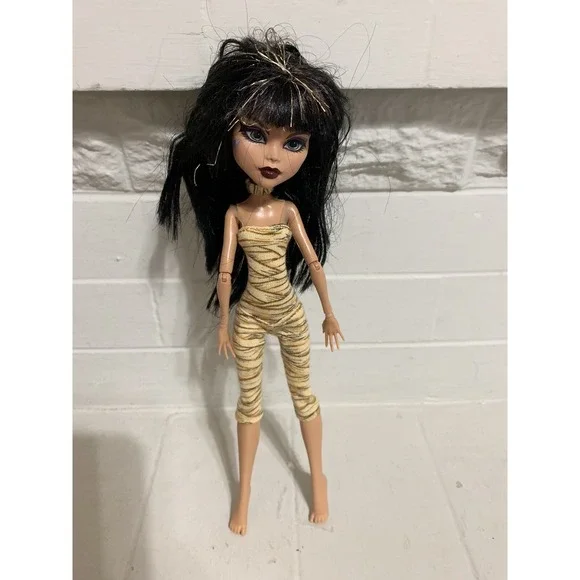 Monster High Cleo De Nile  Doll Mattel 2014 Jumpsuit Earring