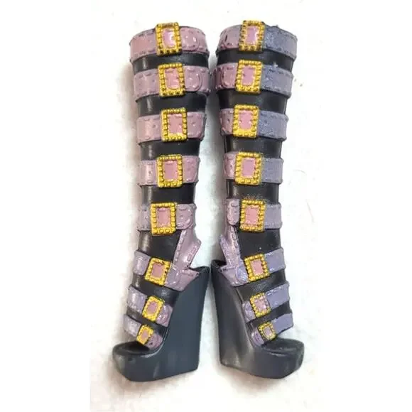 Monster High Clawdeen Wolf Boots Buckle Purple Black Reproduction