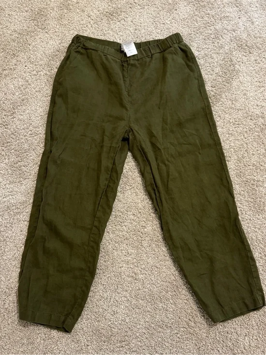 Quince Olive Green Cropped Linen Blend Pants