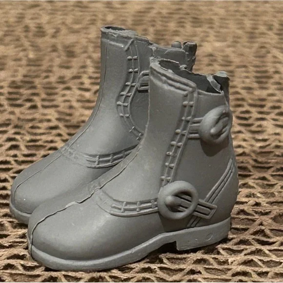 Monster High Doll‎ Clawd Wolf Sweet 1600 Gray Boy Shoes Boots