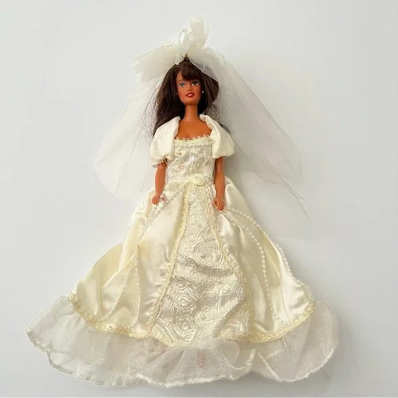 BARBIE Bride Doll VINTAGE Brunette Rare Mattel Inc 1966 Stamped