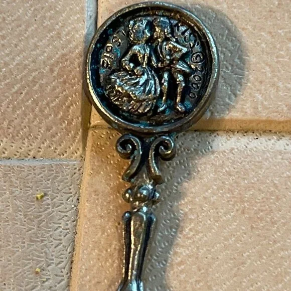 Miniature Dollhouse Collectors Society Bronze Magnifier Sculpture Randall Zada