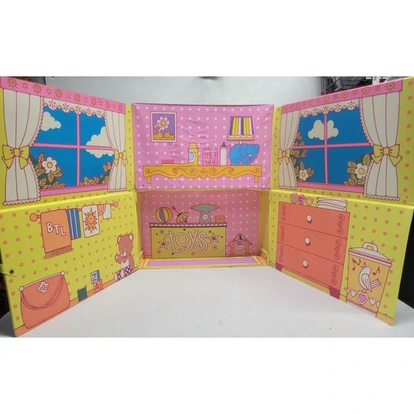 Vintage 1977 Mattel Baby Tender Love Nursery Vinyl Dollhouse Carrying Case Trunk