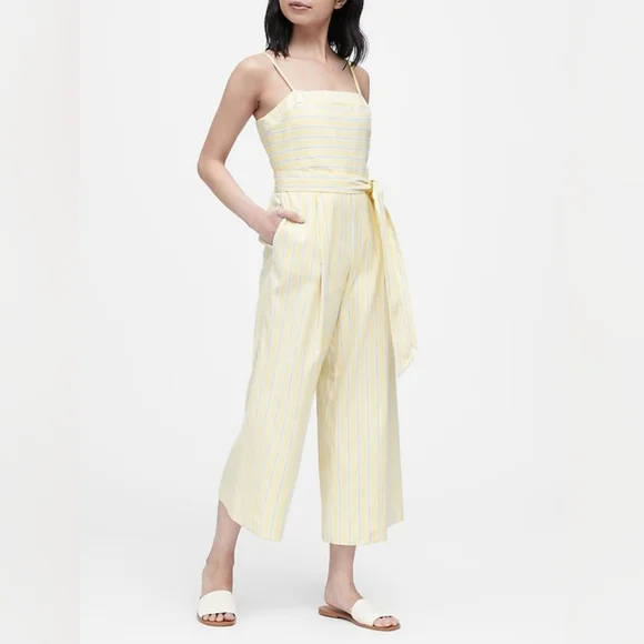 Banana‎ republic Butter Yellow Stripe Jumpsuit Linen blend Size 4 Lightweight