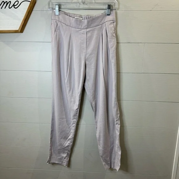 Babaton by Aritzia Cohen Tapered Linen Blend Pleated Trousers 2