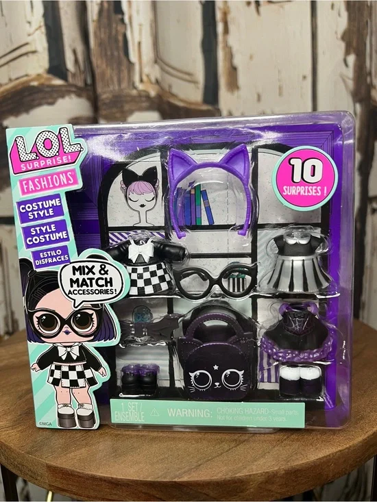 L.O.L. Surprise! Fashion Mix & Match Costume Style Accessory Set