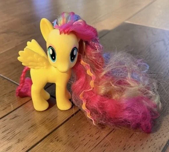 Hasbro My Little Pony Fluttershy Styling Strands Fashion Style 2013 Pegasus 6