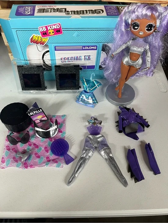 L.O.L. Surprise! Doll with Purple Hair & Silver Outfit and Purple Accessories