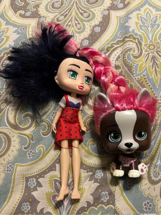 Boxy girls Riley & VIP pets color