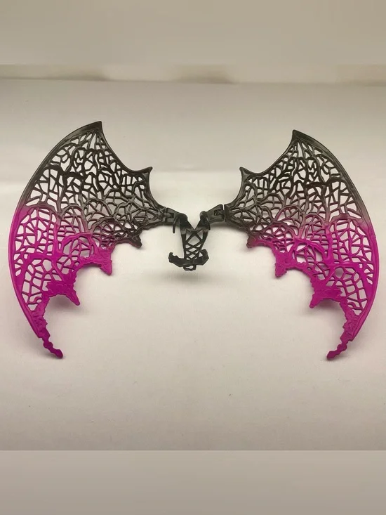Mattel Monster High Draculaura Ghouls Rule Doll Wings