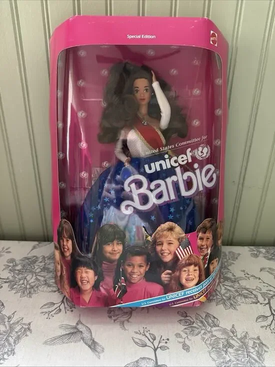 Vtg 1989 Mattel UNICEF BARBIE Special Edition Teresa Doll Brunette #4782