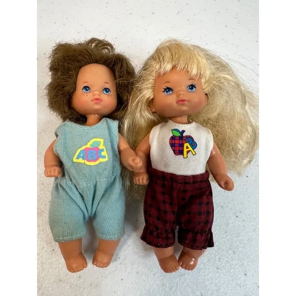 Vintage Mattel Heart Family Barbie Baby Dolls Blonde Brunette ABC Apple Outfits